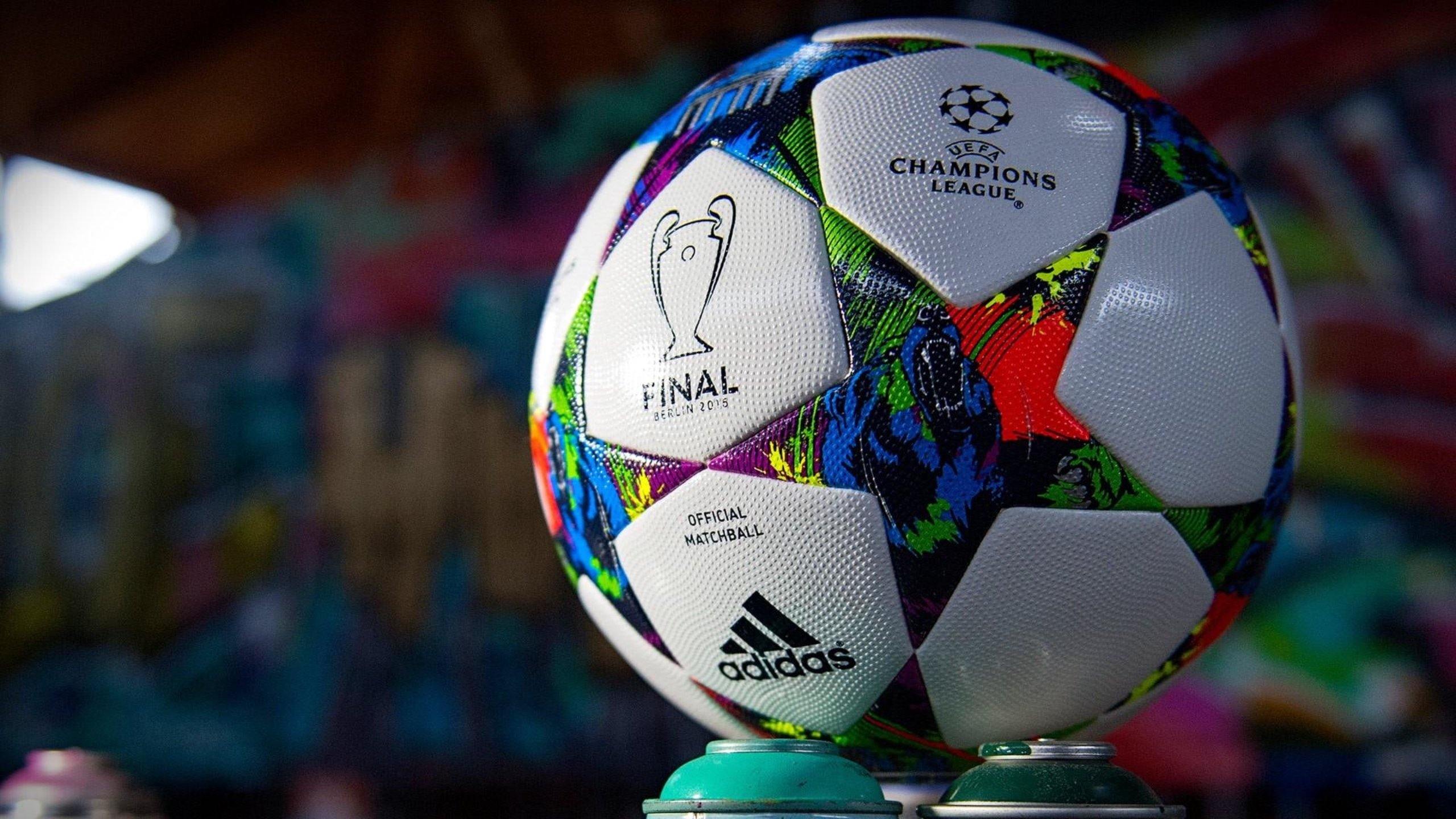 Futball labdák - Sportmania.hu