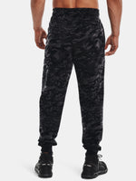 Férfi melegítõnadrág Under Armour RIVAL FLC CAMO SCRIPT JGR