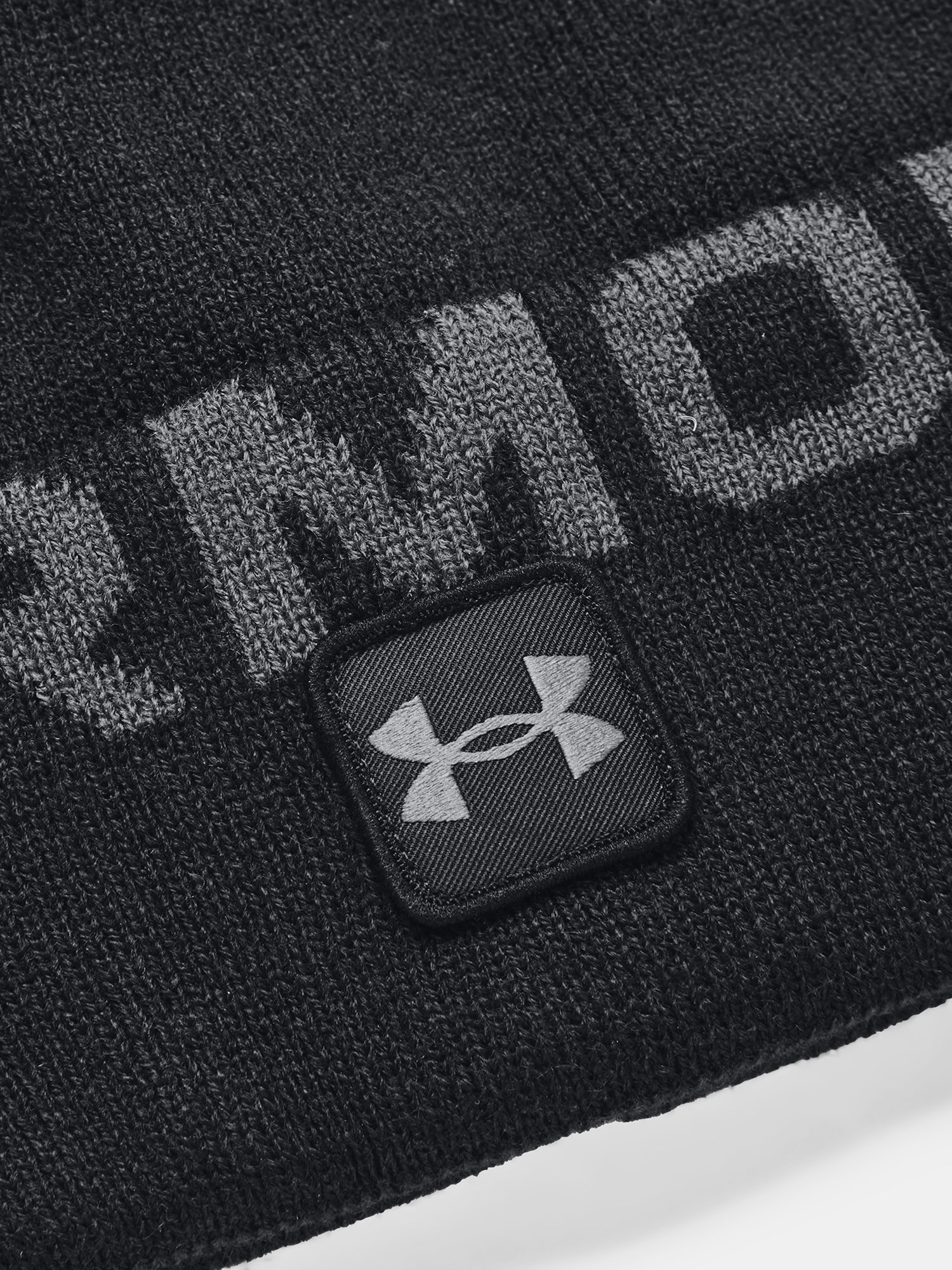 Férfi sapka Under Armour UA Halftime Fleece Pom