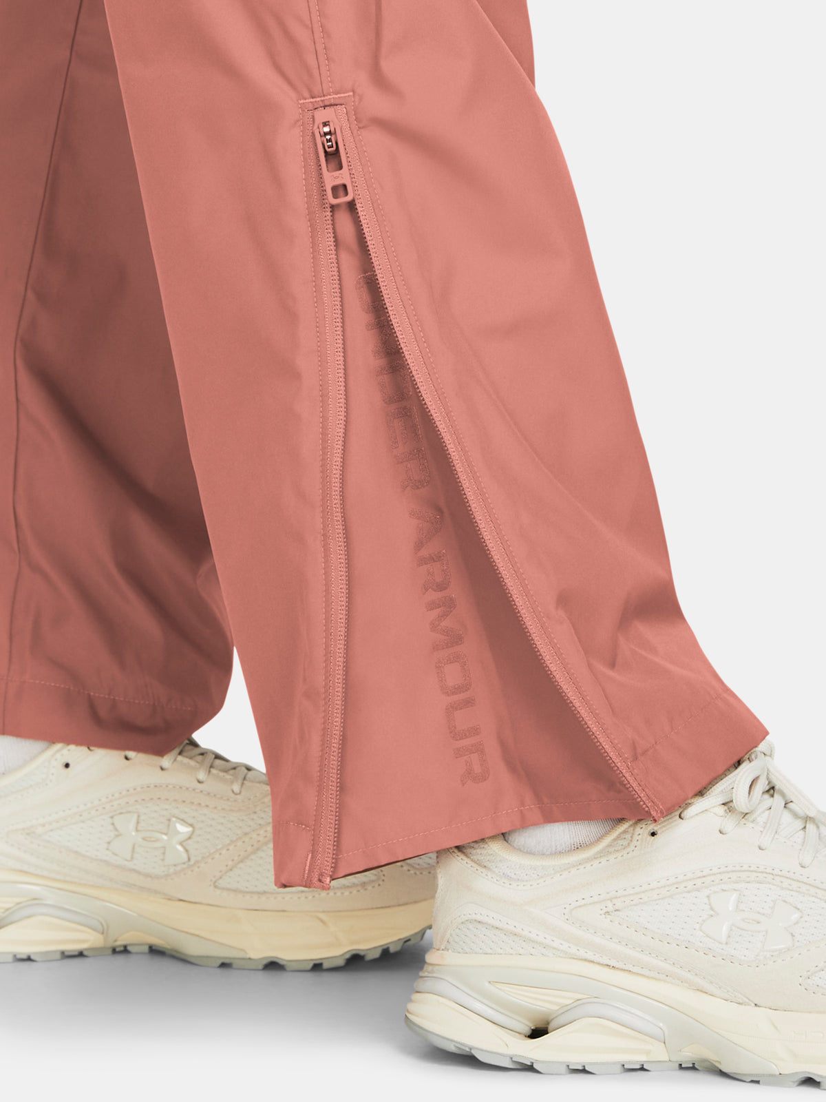 Nõi Under Armour UA Rush OS Woven Pant sportnadrág
