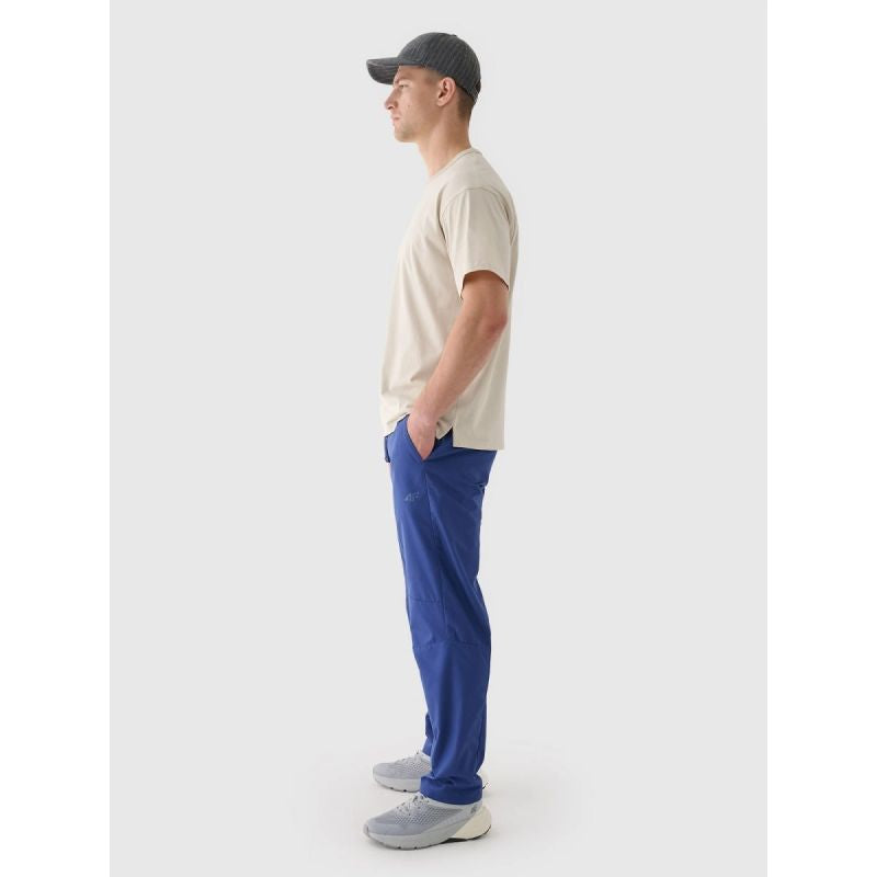 Men's casual trousers 4F férfi nadrág 4FRAW24TTROM1349-31S
