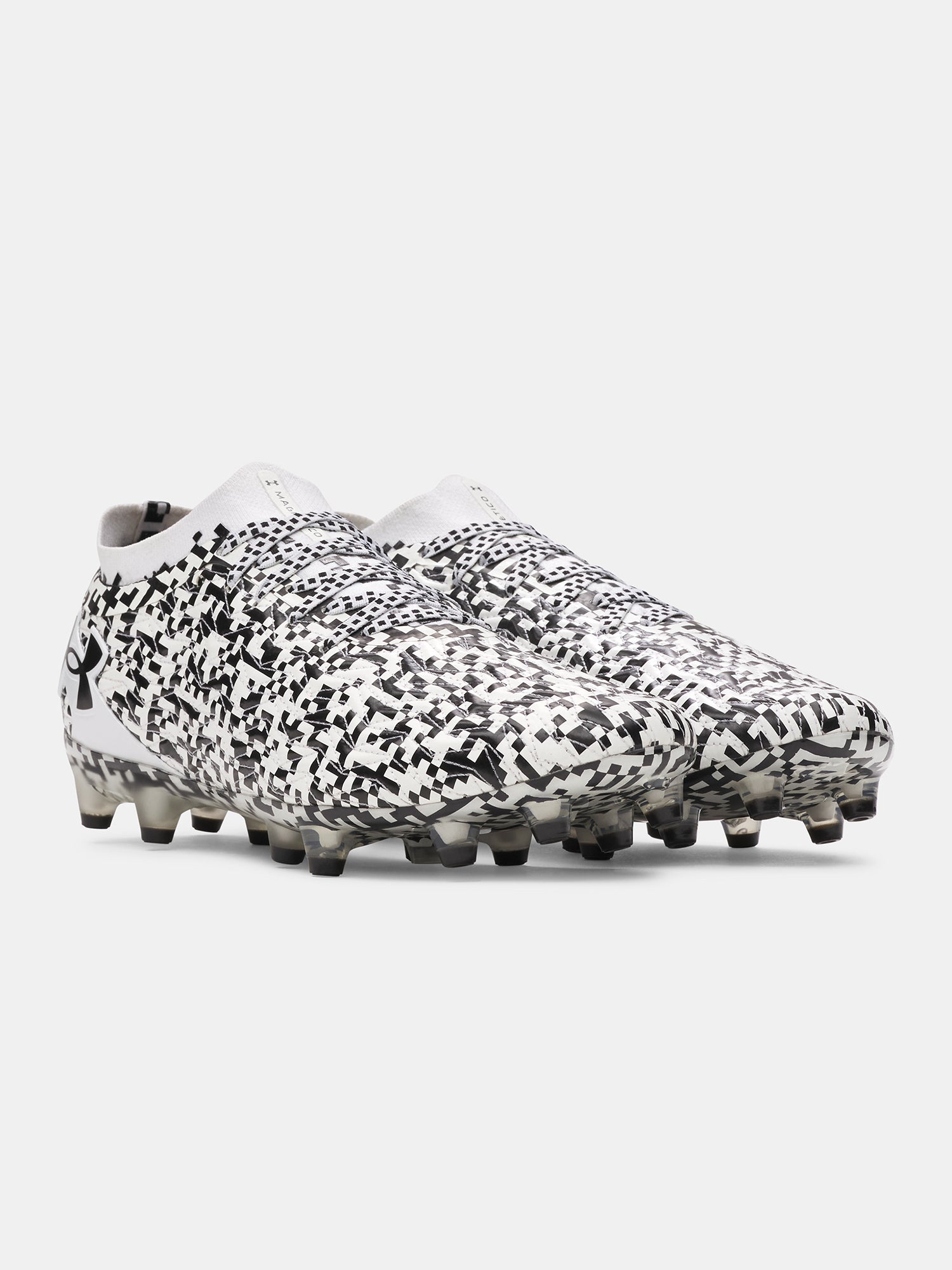 Unisex futballcipõ Under Armour UA U Magnetico Pro 5 FG-BLK