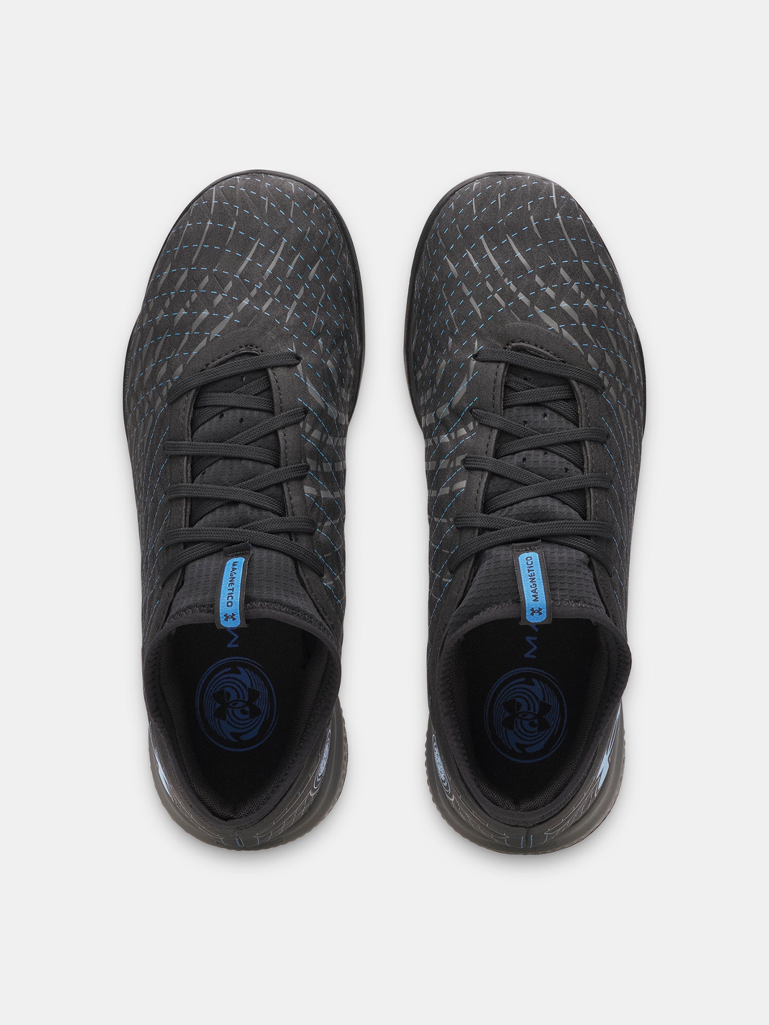 Unisex teremcipõ Under Armour UA U Magnetico Select 5 IN-BLK