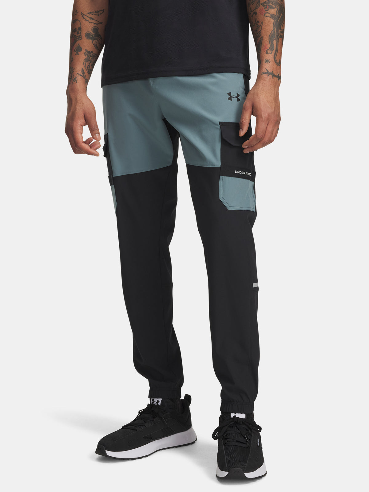 Under Armour Férfi sportnadrág UA Tech Utility Woven Pant-BLK Nadrág