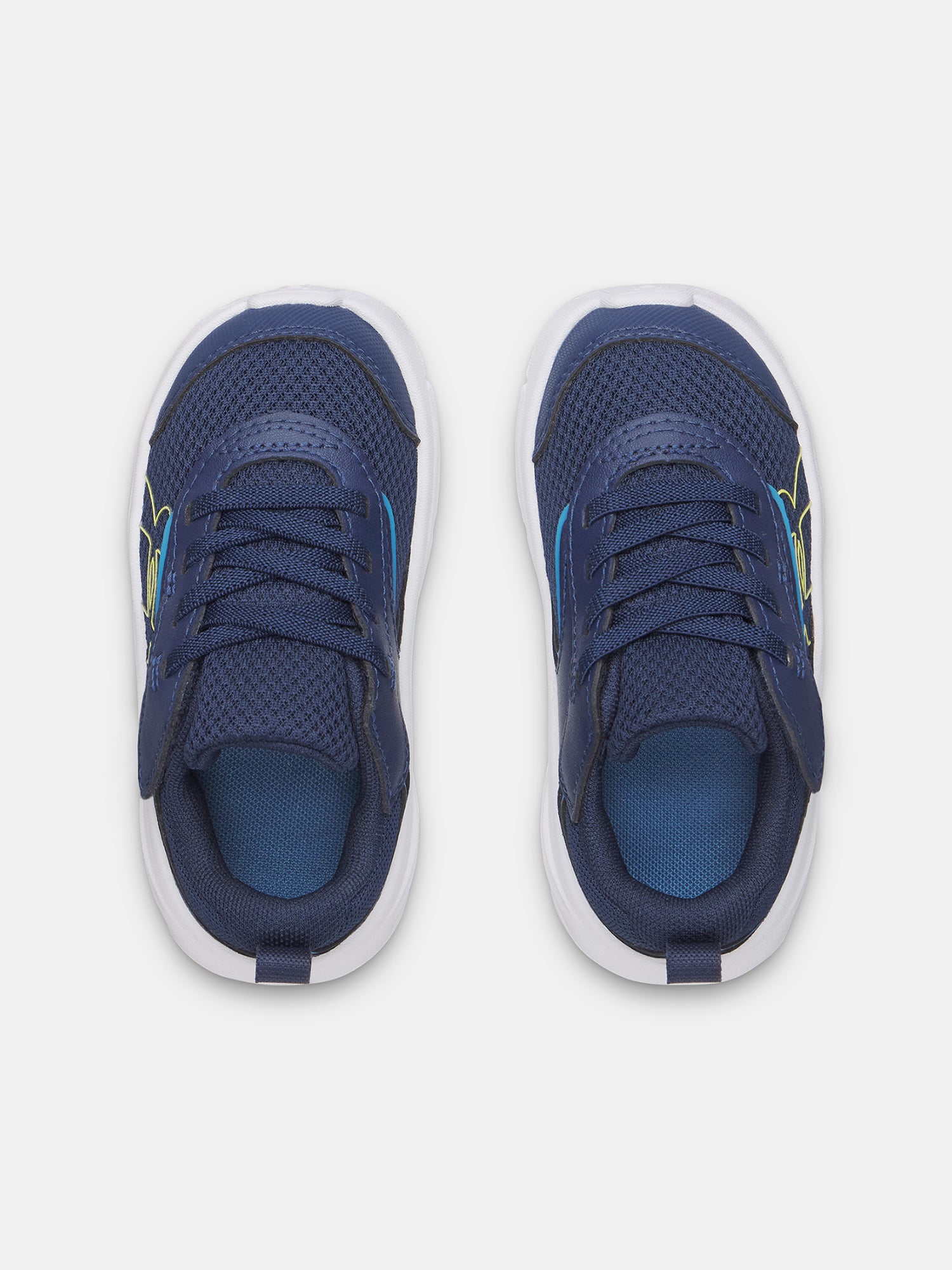 Fiú cipõ Under Armour UA BINF Surge 5 AC