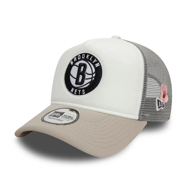 New Era Brooklyn Nets Flower White 9FORTY A-Frame Trucker sapka