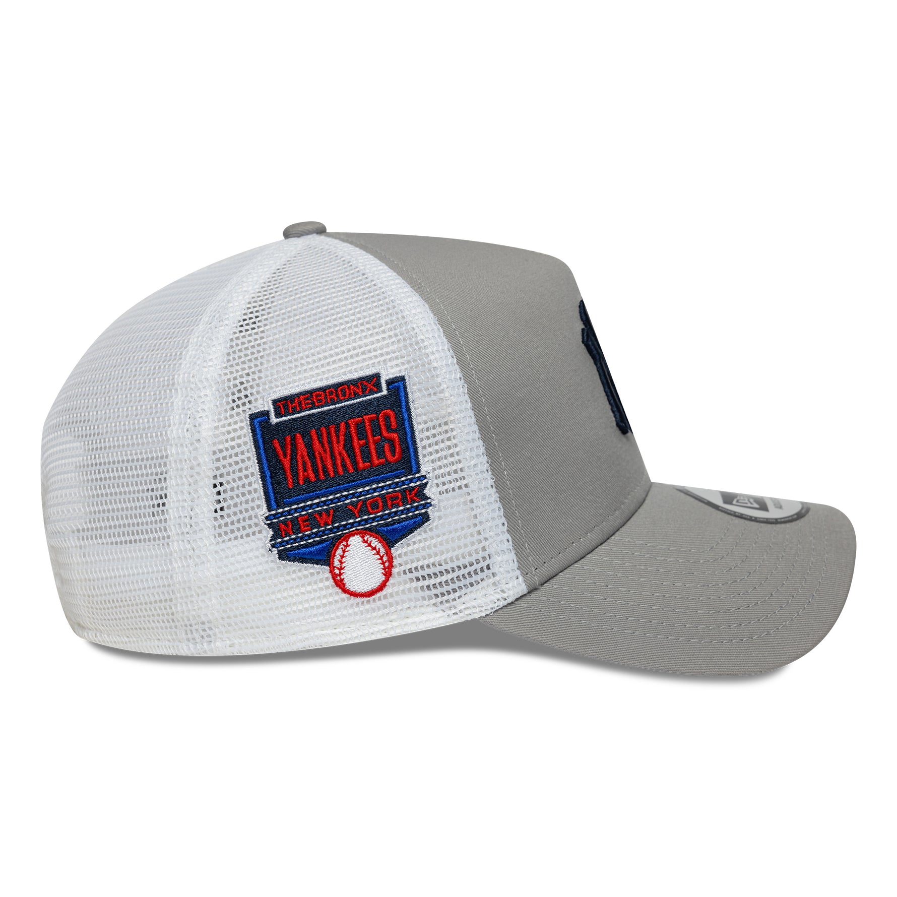 New Era Mens New York Yankees 9FORTY Side Patch Trucker sapka