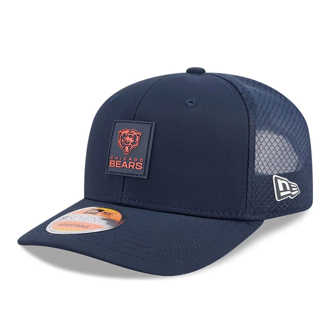 Chicago Bears NFL Sideline 2025 Navy 9SEVENTY Trucker Stretch Snap Adjustable Cap - baseball sapka