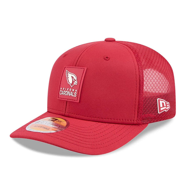 Arizona Cardinals NFL Sideline 2025 Dark Red 9SEVENTY Trucker Stretch Snap Adjustable Cap - baseball sapka