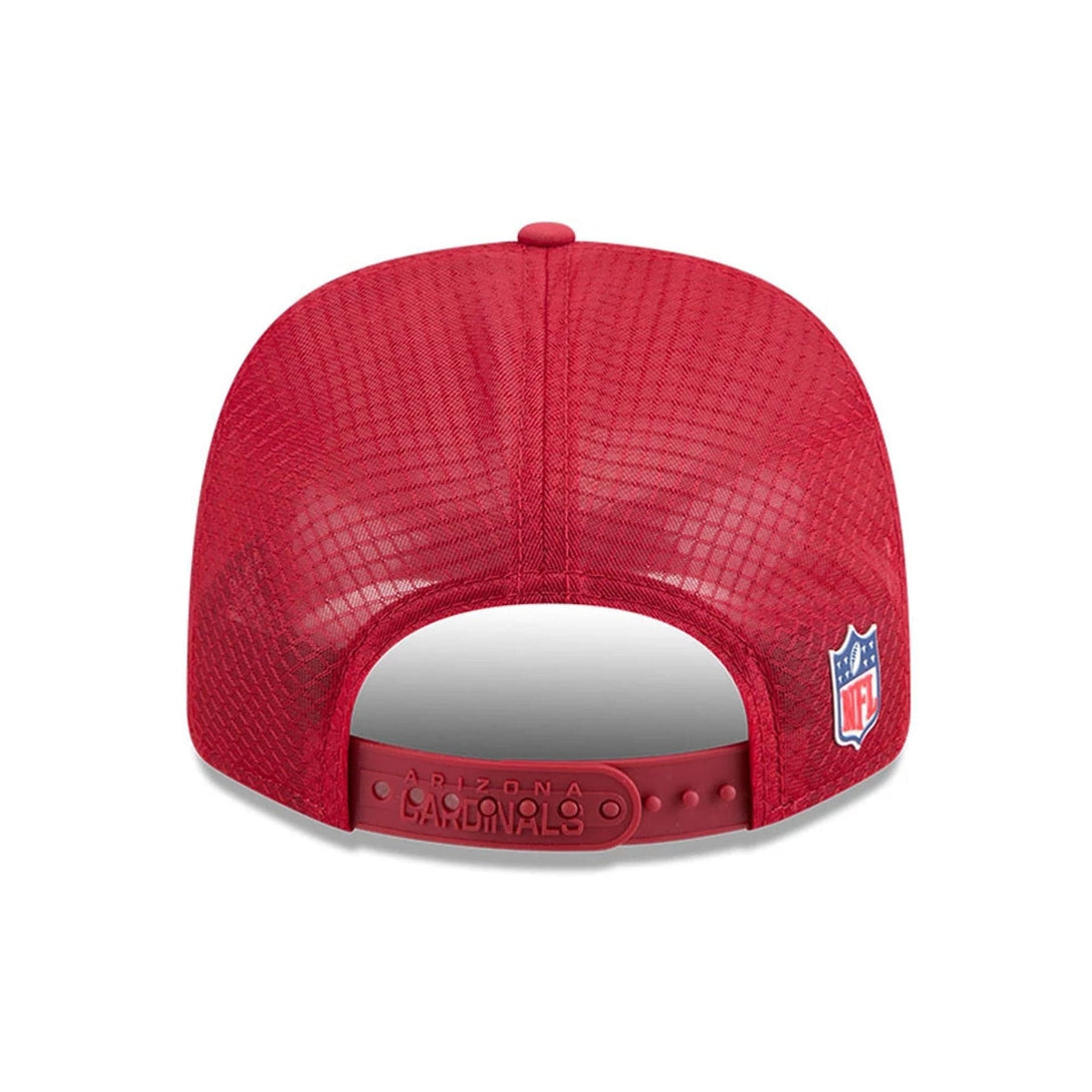 Arizona Cardinals NFL Sideline 2025 Dark Red 9SEVENTY Trucker Stretch Snap Adjustable Cap - baseball sapka