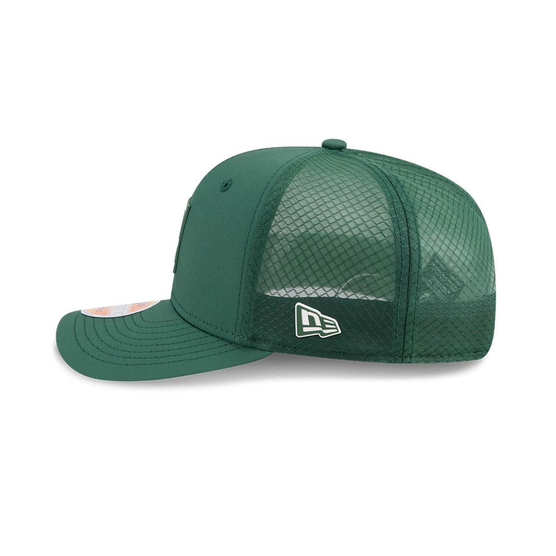 Green Bay Packers NFL Sideline 2025 Dark Green 9SEVENTY Trucker Stretch Snap Adjustable Cap - baseball sapka