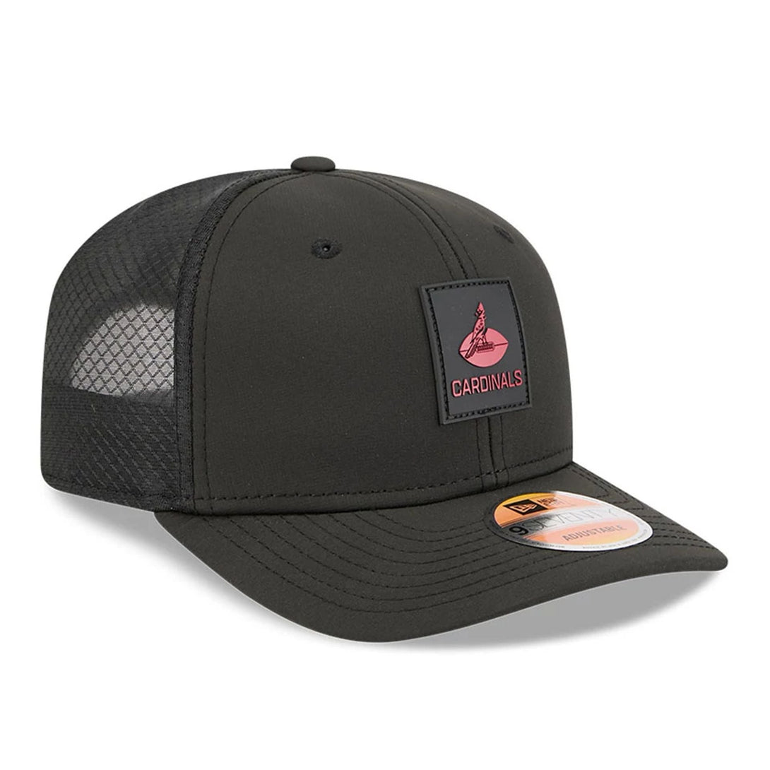 Arizona Cardinals NFL Sideline 2025 Black 9SEVENTY Trucker Stretch Snap Adjustable Cap - baseball sapka