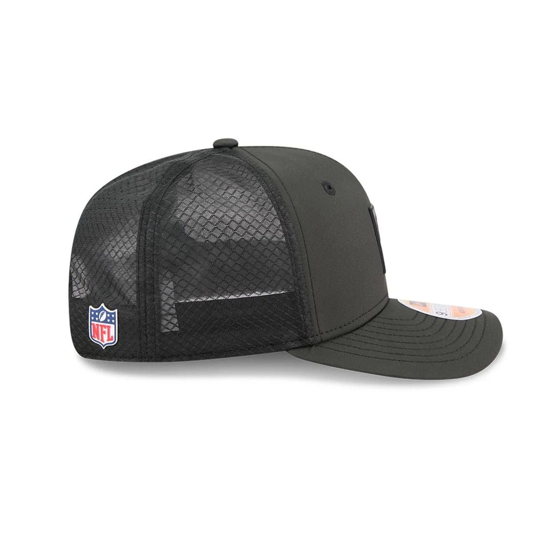 San Francisco 49ers NFL Sideline 2025 Black 9SEVENTY Trucker Stretch Snap Adjustable Cap - baseball sapka