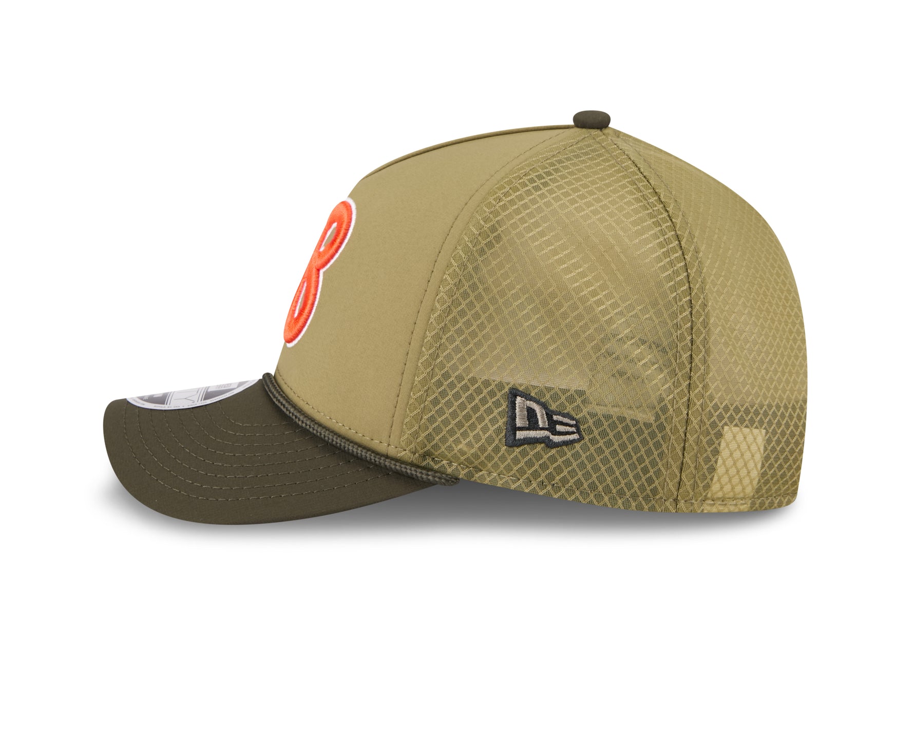 New Era Men's Green Chicago Bears B 2025 Salute to Service 9FORTY A-Frame M-Crown - baseball sapka
