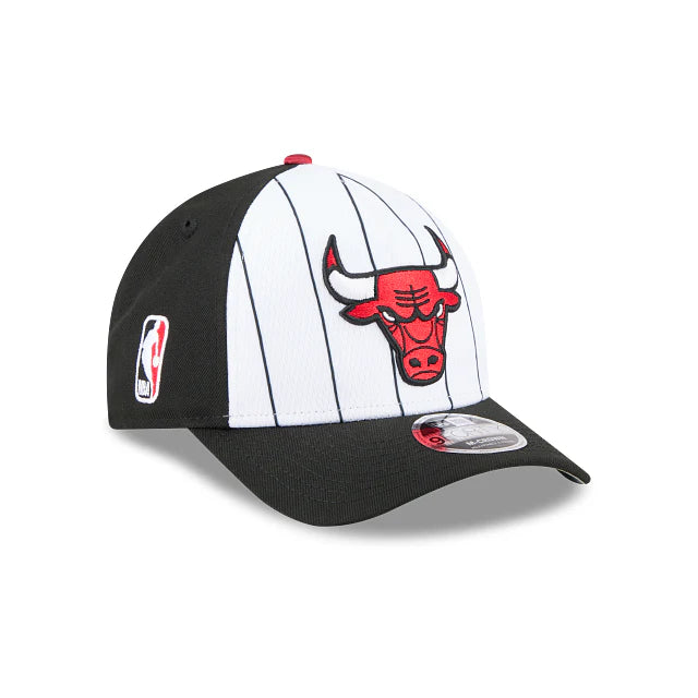 Chicago Bulls NBA Tip Off 2025 9FORTY M-Crown A-Frame baseball sapka