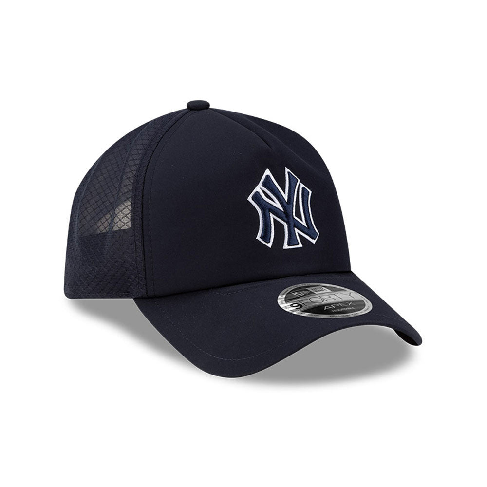 New York Yankees MLB Batting Practice 2026 Navy 9FORTY Apex trucker sapka