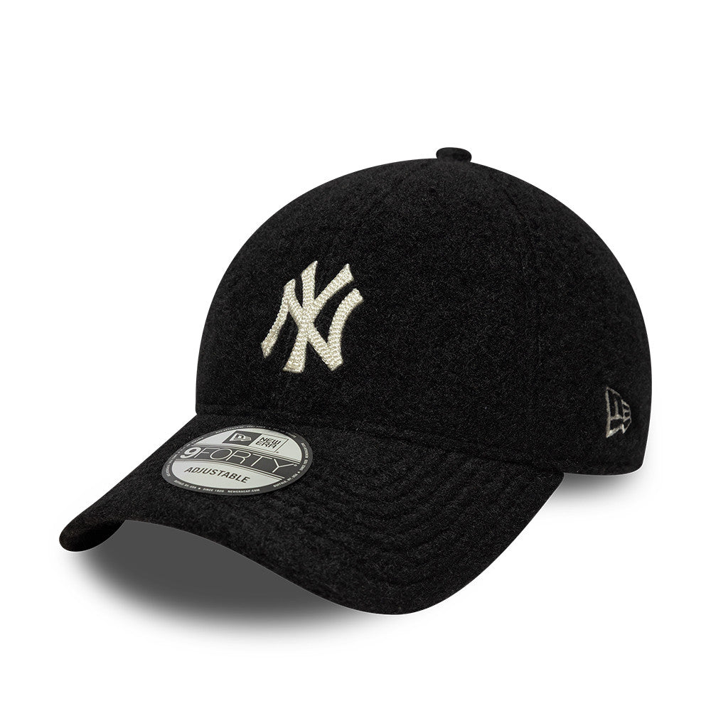 New Era New York Yankees MLB Chainstitch Winter Borg Black 9FORTY baseball sapka