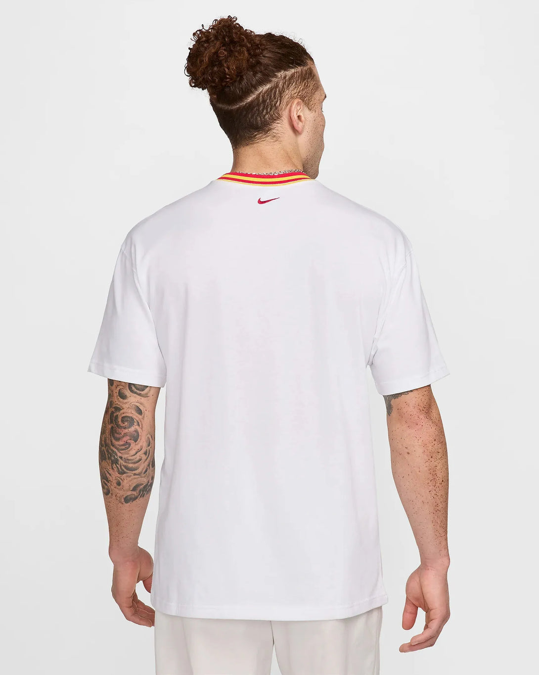 Nike Liverpool FC Premium Essential póló - Sportmania.hu