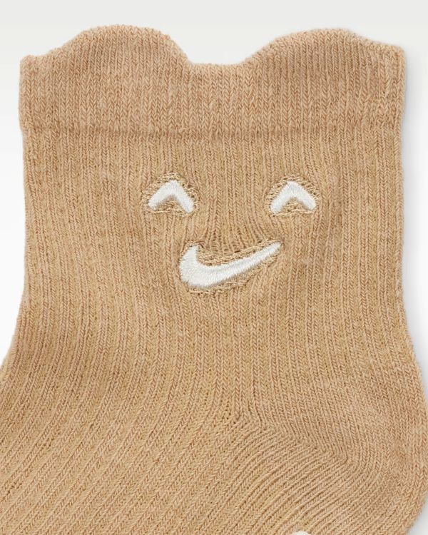 Nike_ Nhn Cozy Comfort 3pk Ribbed So(Haddad) Zokni barna