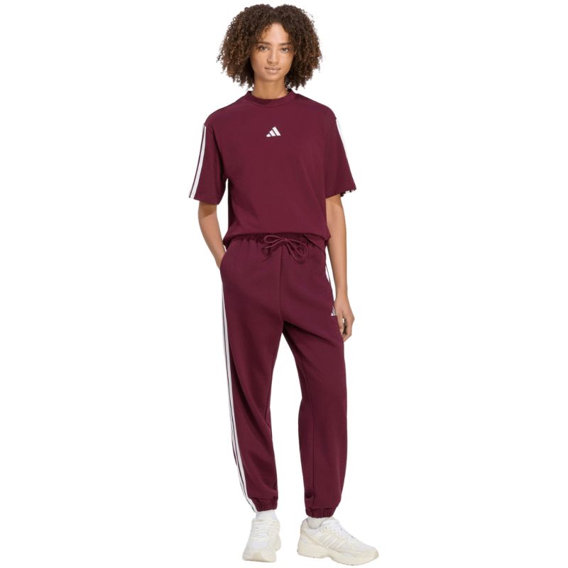 Adidas Essentials 3-Stripes Boyfriend T-Shirt in női póló, bordó
