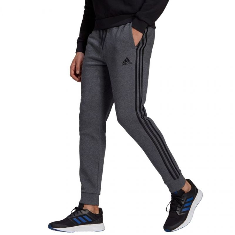 Adidas Essentials Tapered Cuff 3 Stripes férfi Nadrág GK8826
