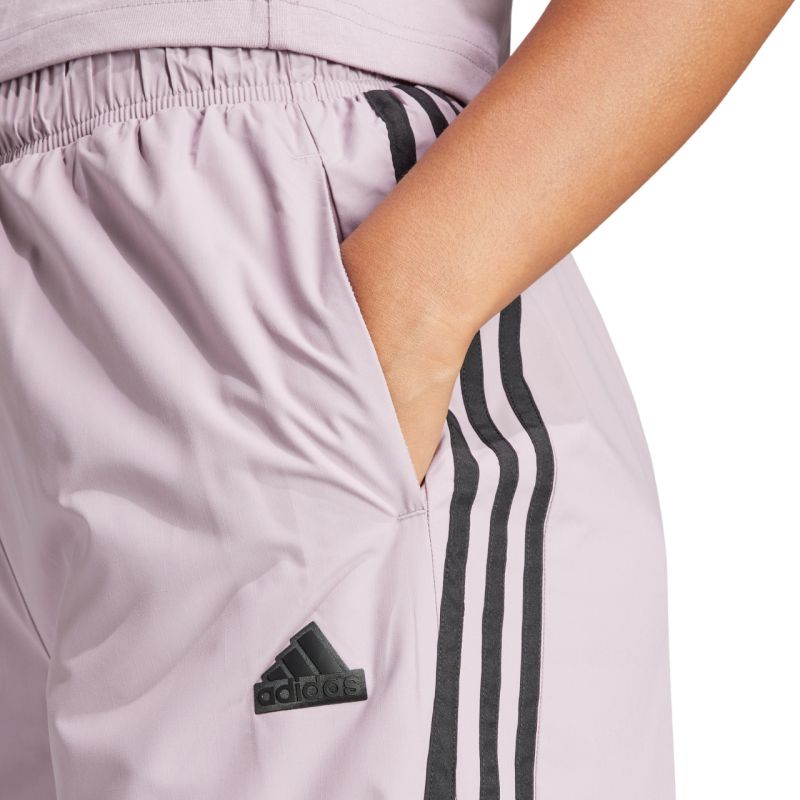 adidas Future Icons Three Stripes Woven W pants női rövidnadrág IS3655