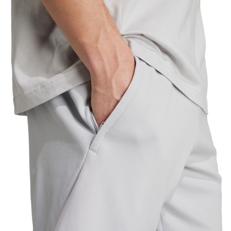 Men's adidas Tiro 25 Travel shorts szürke férfi rövidnadrág JY5946