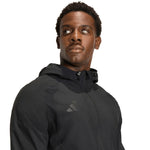 Men's adidas Tiro 26 Travel Windbreaker fekete férfi kabát JM5539