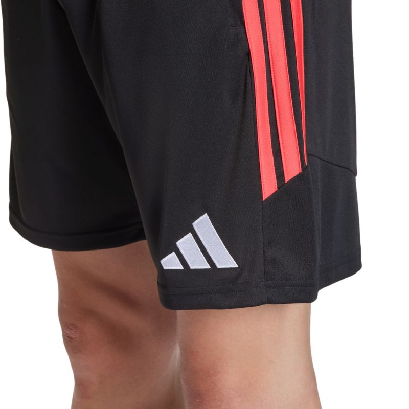Adidas Men's Tiro 26 League Training Shorts Black and piros férfi rövidnadrág JY9716