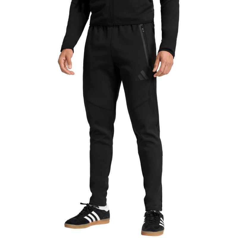 Adidas Men's Tiro 26 Travel Sweat Pant fekete férfi nadrág KF6072