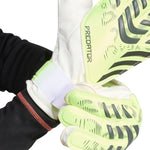 adidas Predator Training M goalkeeper JN5356 Kapuskesztyű