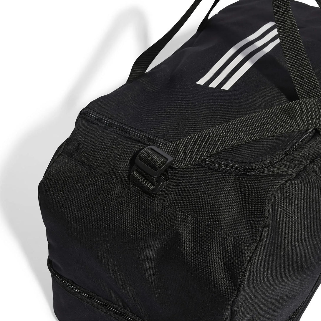 Adidas Tiro 23 League Duffel L , fekete Sporttáska Kiegészítők - Sportmania.hu