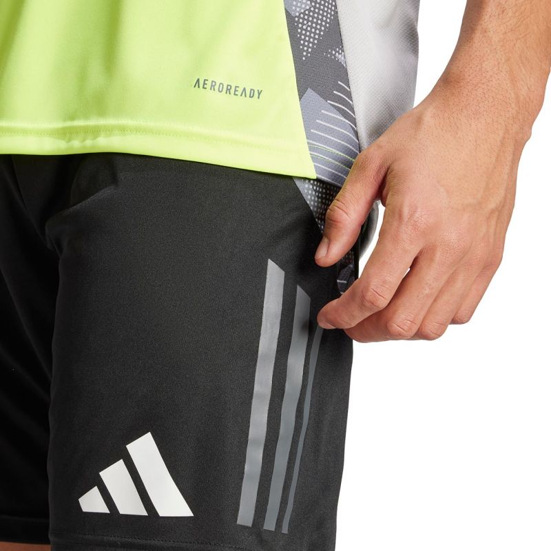Adidas Tiro 24 Competition Training T-shirt férfi Póló IN2289