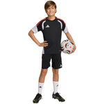 Adidas Tiro 26 Competition Training fekete gyerek rövidnadrág KA7657