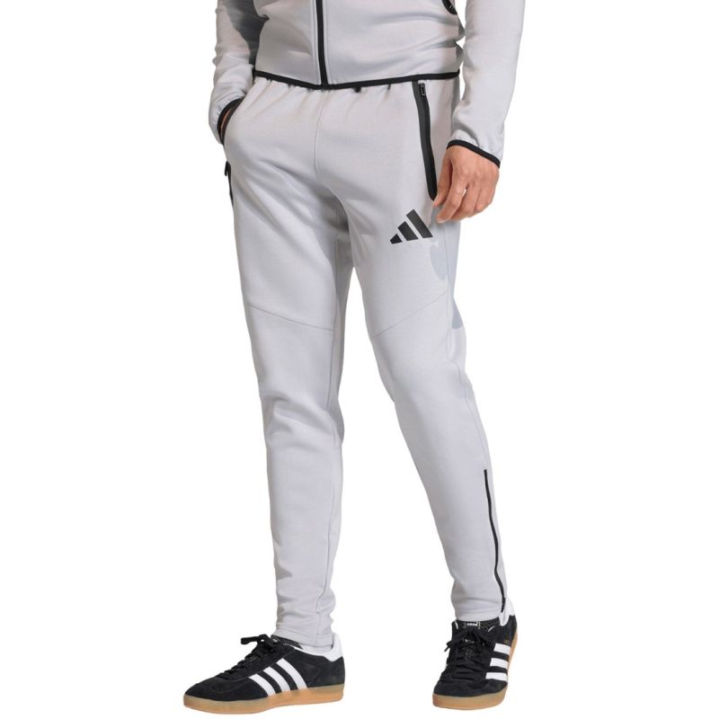 Adidas Tiro 26 Travel Sweat Men's Light 2XL szürke férfi nadrág 1561082XL