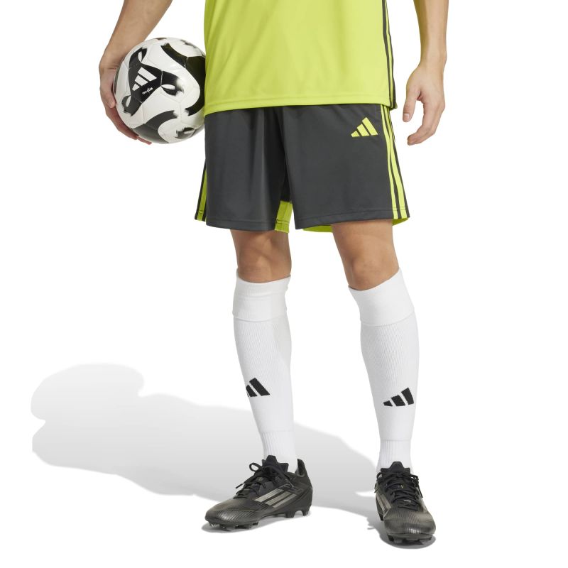 adidas Tiro Essentials Shorts Nadrág férfi JV7970