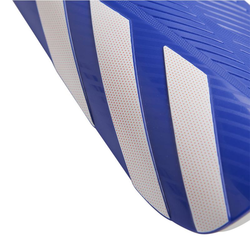 Adidas Tiro Sg Eu Club football shin guards Kiegészítők Védőfelszerelés IW3794