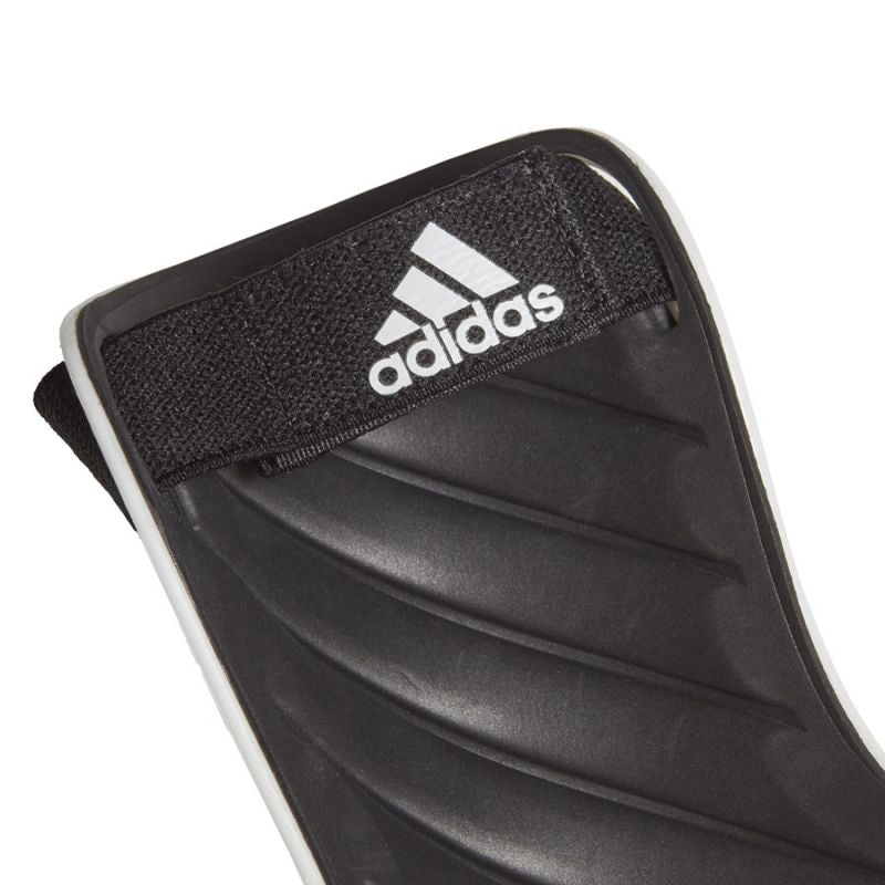 Adidas Tiro SG Trn M GJ7758 shin guards Kiegészítők - Sportmania.hu