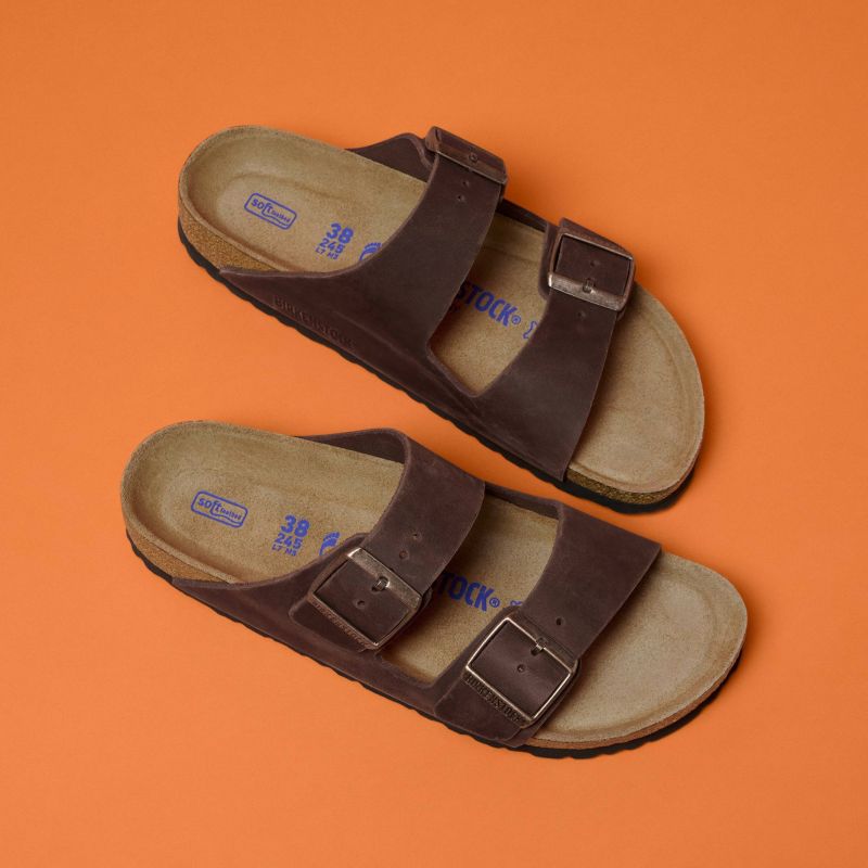 Birkenstock Arizona Soft Footbed Oiled Leather Habana Narrow Women's Slides (0452763) Utcai női 452763