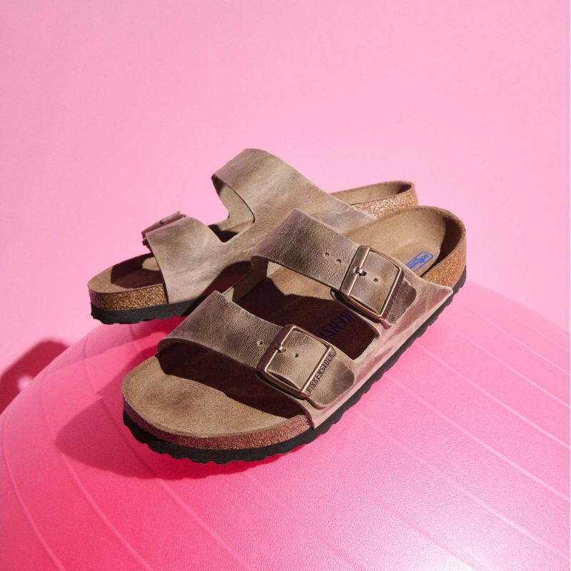 Birkenstock Arizona Soft Footbed Oiled Leather Tabacco Brown Narrow Women's/Men's Slides (0552813) Papucs - Sportmania.hu