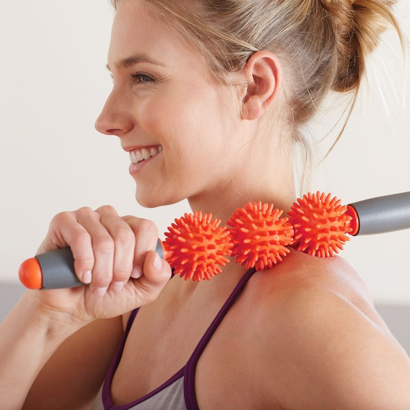 GAIAM BODY MASSAGER WITH MOVABLE NUTS 58255 - Sportmania.hu