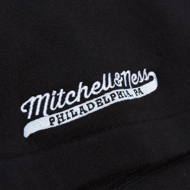 Mitchell & Ness Branded Essentials Fleece Shorts M PSHR5542-MNNYYPPPBLCK - Sportmania.hu