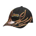Mitchell & Ness NBA LA Los Angeles Lakers Flamez Strapback Cap uniwersalny baseball sapka 6LUXMM20018LALBLCK
