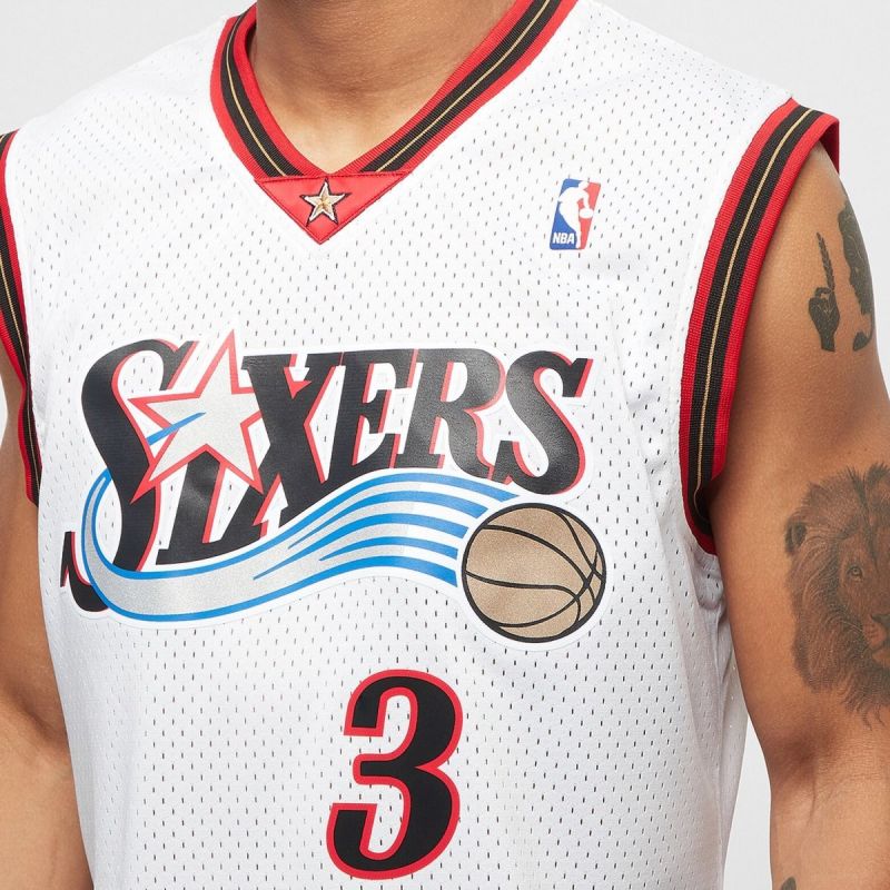 Mitchell & Ness NBA Swingman Home Jersey 76ERS 00 Allen Iverson M SMJYGS18200-P76WHIT00AIV - Sportmania.hu