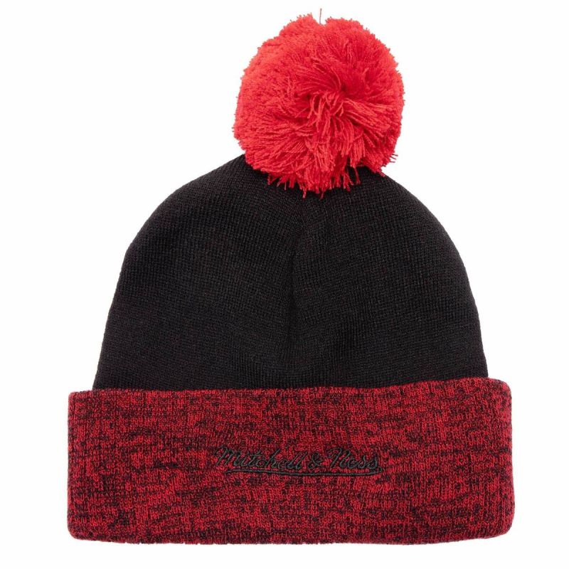 Mitchell & Ness NBA Two Tone Beanie HWC Chicago Bulls uniwersalny kötött sapka HPCK1052-CBUYYPPPBLCK