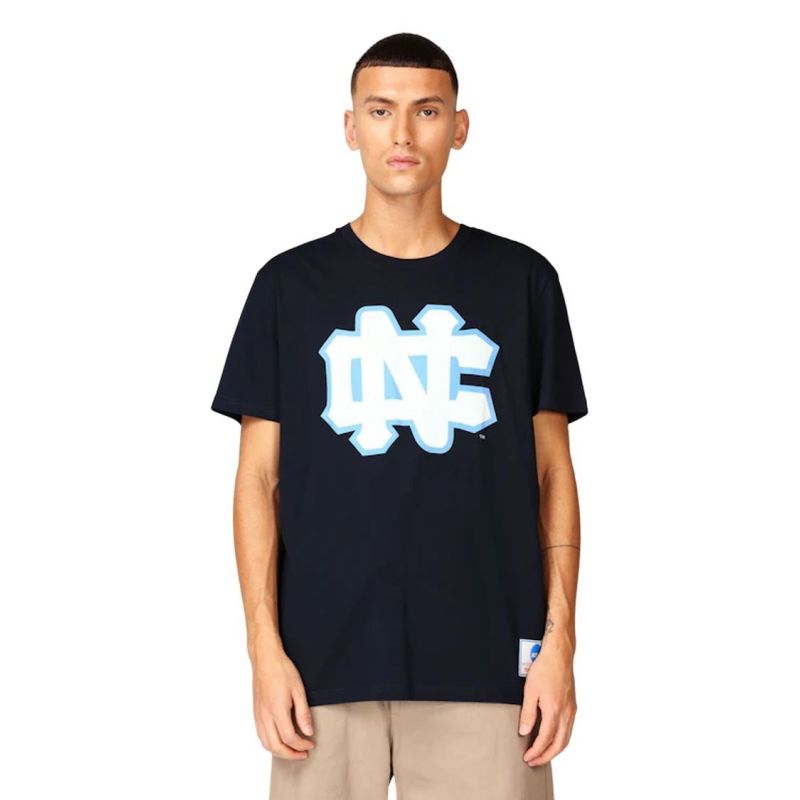 Mitchell & Ness NCAA University Of North Carolina Large Logo Tee M BMTRINTL1272-UNCNAVY - Sportmania.hu