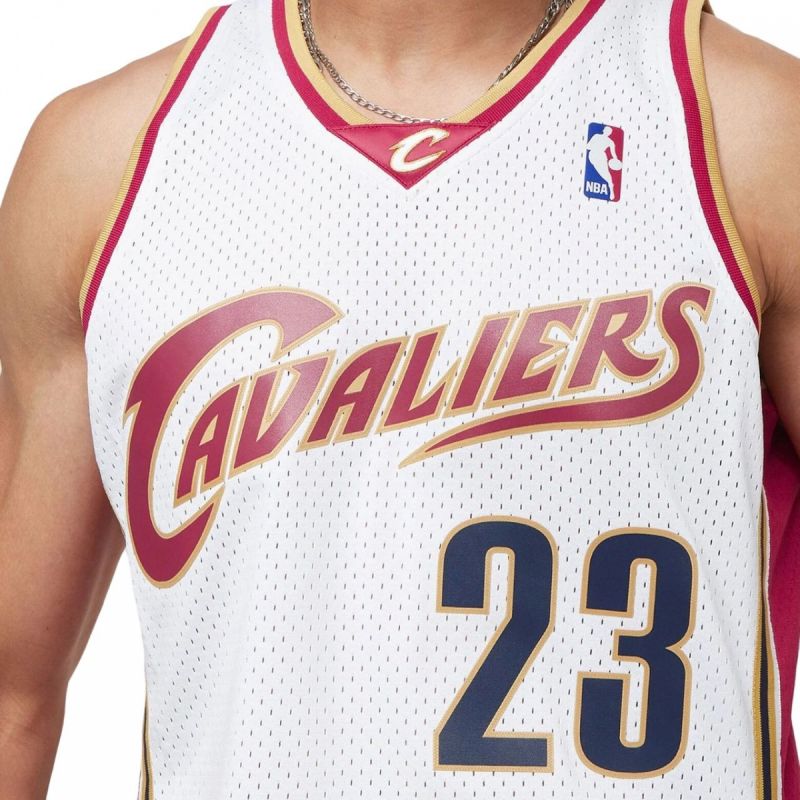 Mitchell &amp; Ness Nba Swingman Jersey Cavaliers 03 Lebron James M Smjycp19209-ccawhit03lja - Sportmania.hu
