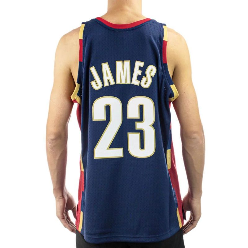 Mitchell &amp;Ness Cleveland Cavaliers NBA Swingman Jersey Lebron James M SMJYGS18156-CCANAVY08LJA - Sportmania.hu