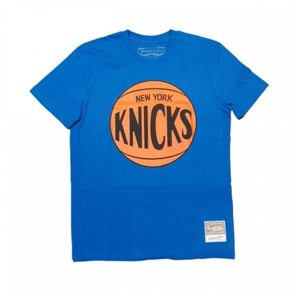 Mitchell &amp;Ness NBA New York Knicks Team Logo Tee M BMTRINTL1268-NYKROYA póló - Sportmania.hu