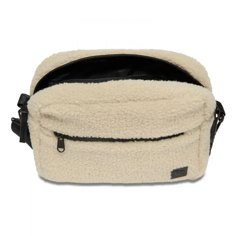 New Era Borg válltáska - Sportmania.hu